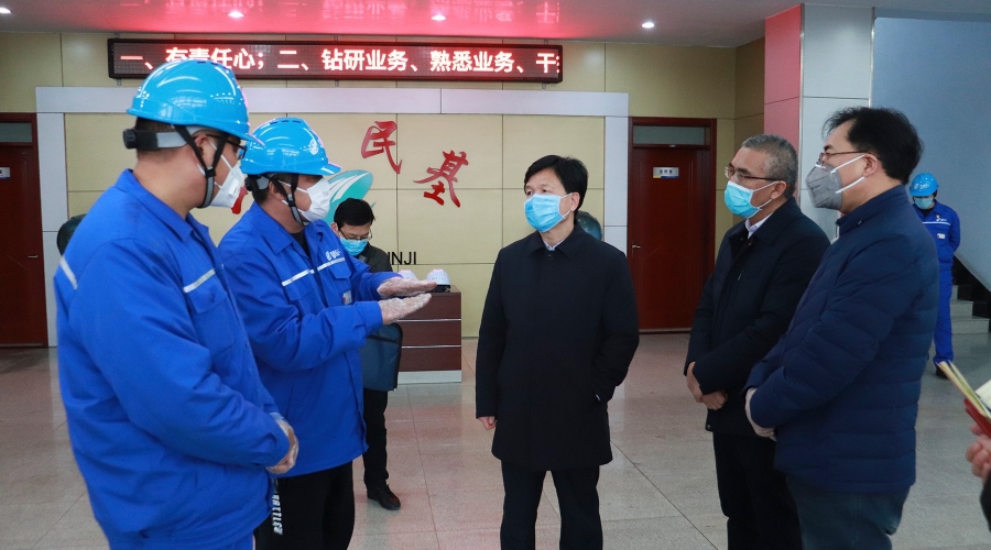 張店區(qū)委副書記、區(qū)長王學剛來公司檢查督導疫情防控工作